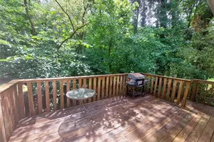 2737 Crestworth Ln, Buford, GA 30519 - Photo 3
