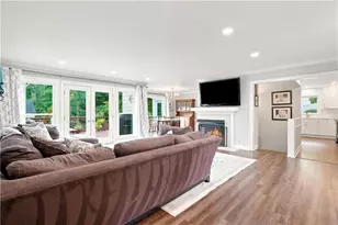 4346 Collingham Trace NE, Marietta, GA 30068 - Photo 7