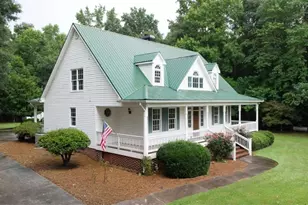 8145 Bennett Ln, Gainesville, GA 30506 - Photo 11