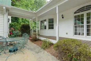 8145 Bennett Ln, Gainesville, GA 30506 - Photo 15
