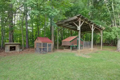8145 Bennett Lane, Gainesville, GA 30506 - Photo 17
