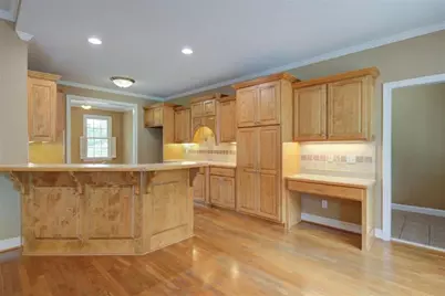 8145 Bennett Lane, Gainesville, GA 30506 - Photo 15