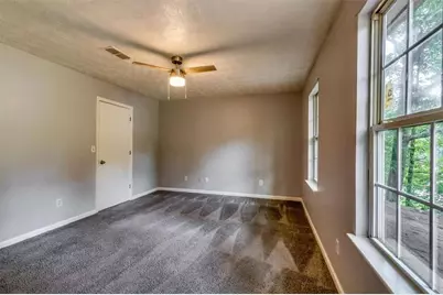 759 Greenhedge Drive, Stone Mountain, GA 30088 - Photo 19