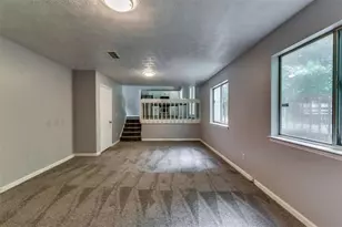 759 Greenhedge Dr, Stone Mountain, GA 30088 - Photo 15
