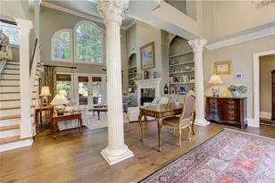 650 River Falls Ct, Roswell, GA 30076 - Photo 9