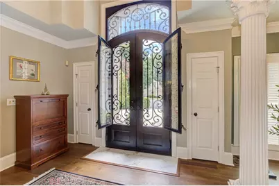 650 River Falls Court, Roswell, GA 30076 - Photo 7