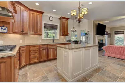 650 River Falls Court, Roswell, GA 30076 - Photo 17