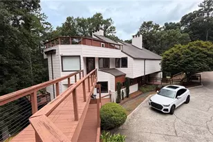 1685 Chevron Way, Sandy Springs, GA 30350 - Photo 11