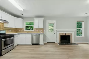 10879 Morning Dove Dr, Hampton, GA 30228 - Photo 9
