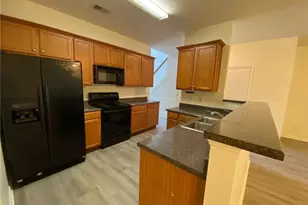 397 Creek Manor Way, Suwanee, GA 30024 - Photo 9