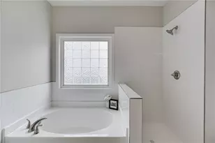 3941 Lake Pass Ln, Suwanee, GA 30024 - Photo 17