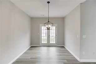 3941 Lake Pass Ln, Suwanee, GA 30024 - Photo 3