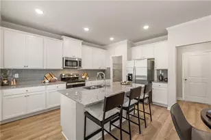 211 Whispering Pnes Ave, Conyers, GA 30094 - Photo 5
