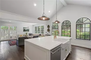 945 Northcliffe Dr NW, Atlanta, GA 30318 - Photo 9