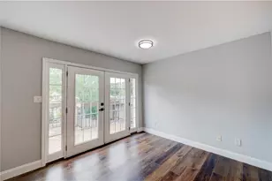 6980 Roswell Rd, Atlanta, GA 30328 - Photo 17