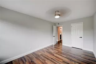 6980 Roswell Rd, Atlanta, GA 30328 - Photo 11