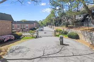 6980 Roswell Rd, Atlanta, GA 30328 - Photo 23