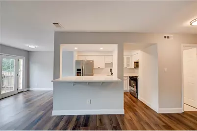 6980 Roswell Road #B3, Atlanta, GA 30328 - Photo 3