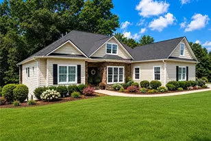 33 Highland Rd N, Dahlonega, GA 30533 - Photo 1