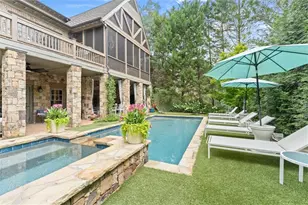 542 Hillside Dr NW, Atlanta, GA 30342 - Photo 1