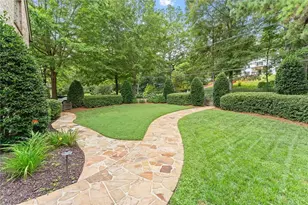 542 Hillside Dr NW, Atlanta, GA 30342 - Photo 9
