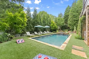 542 Hillside Dr NW, Atlanta, GA 30342 - Photo 3