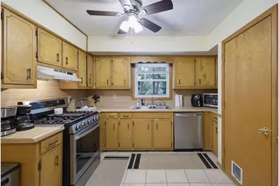 3618 Waverly Oaks Way, Snellville, GA 30039 - Photo 5