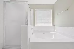 5745 Old Carriage Dr, Atlanta, GA 30349 - Photo 23