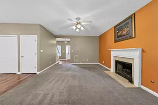 5745 Old Carriage Dr, Atlanta, GA 30349 - Photo 9