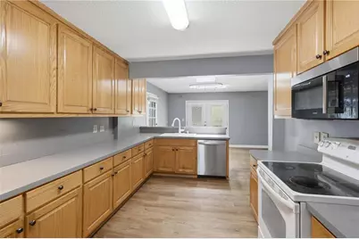 4362 White Oak Drive, Buford, GA 30518 - Photo 17