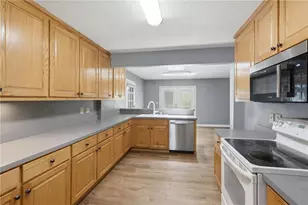 4362 White Oak Dr, Buford, GA 30518 - Photo 17