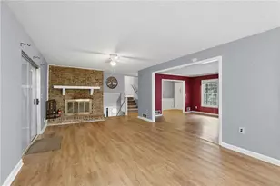 4362 White Oak Dr, Buford, GA 30518 - Photo 11