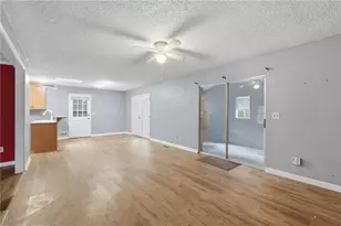 4362 White Oak Dr, Buford, GA 30518 - Photo 9