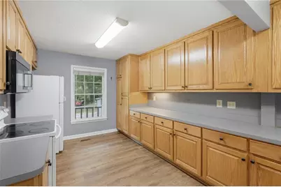 4362 White Oak Drive, Buford, GA 30518 - Photo 17