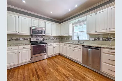 1381 Providence Drive, Lawrenceville, GA 30044 - Photo 9