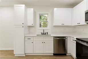 1015 Sims St SW, Atlanta, GA 30310 - Photo 15