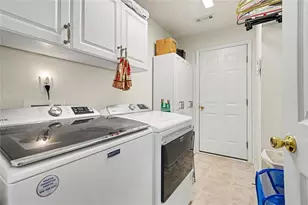 1924 Brittlebank Ln, Lawrenceville, GA 30043 - Photo 23