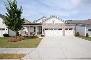 170 Erie Pt, Hoschton, GA 30548 - Photo 1