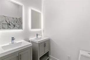 2585 Hood Ave NW, Atlanta, GA 30318 - Photo 13