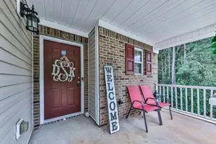 530 Fox Creek Crossing, Woodstock, GA 30188 - Photo 5