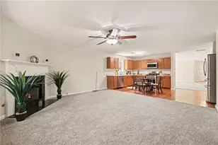 460 Pinevale Ct, Atlanta, GA 30349 - Photo 11