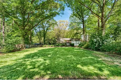 2630 Cove Circle NE, Atlanta, GA 30319 - Photo 51