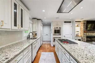 2630 Cove Cir NE, Atlanta, GA 30319 - Photo 17