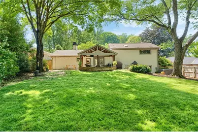 2630 Cove Circle NE, Atlanta, GA 30319 - Photo 43