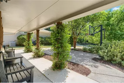2630 Cove Circle NE, Atlanta, GA 30319 - Photo 3
