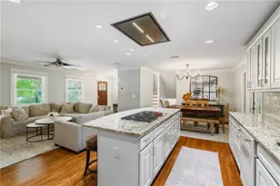 2630 Cove Cir NE, Atlanta, GA 30319 - Photo 15