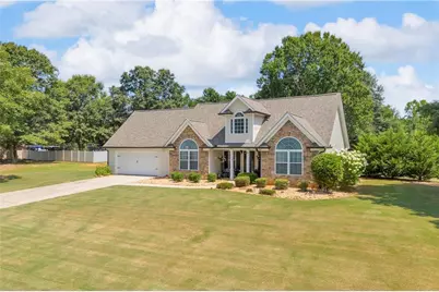521 Annslee Lane, Loganville, GA 30052 - Photo 3