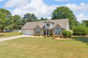521 Annslee Ln, Loganville, GA 30052 - Photo 3