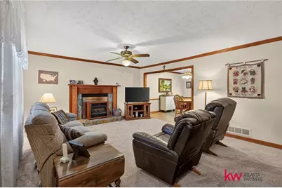 981 Thousand Oaks Drive, Lawrenceville, GA 30043 - Photo 7