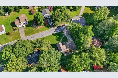 981 Thousand Oaks Drive, Lawrenceville, GA 30043 - Photo 49